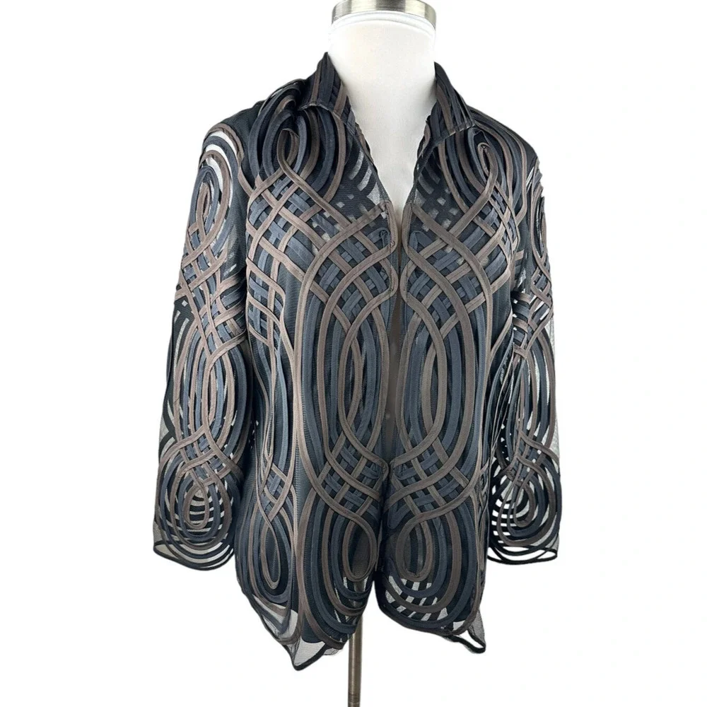 Chico's Travelers Collection Neutral Swirl Strip Jacket Lightweight Size 3 16 18 - Picture 3 of 10
